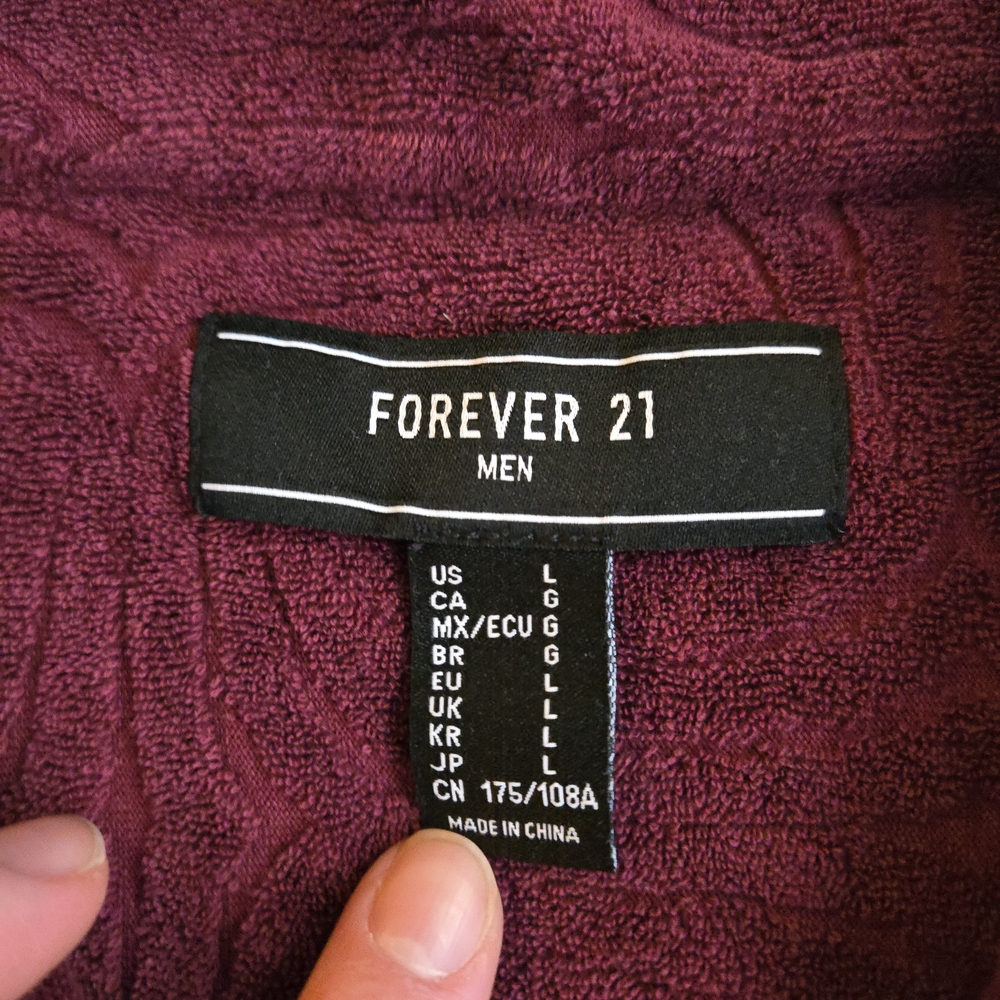 Forever 21 Burgundy Sangria Textured Terry Short Sleeve Button Down Red HAL3 - Picture 2 of 9
